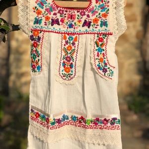 Mexican embroidered girl dress Size 3